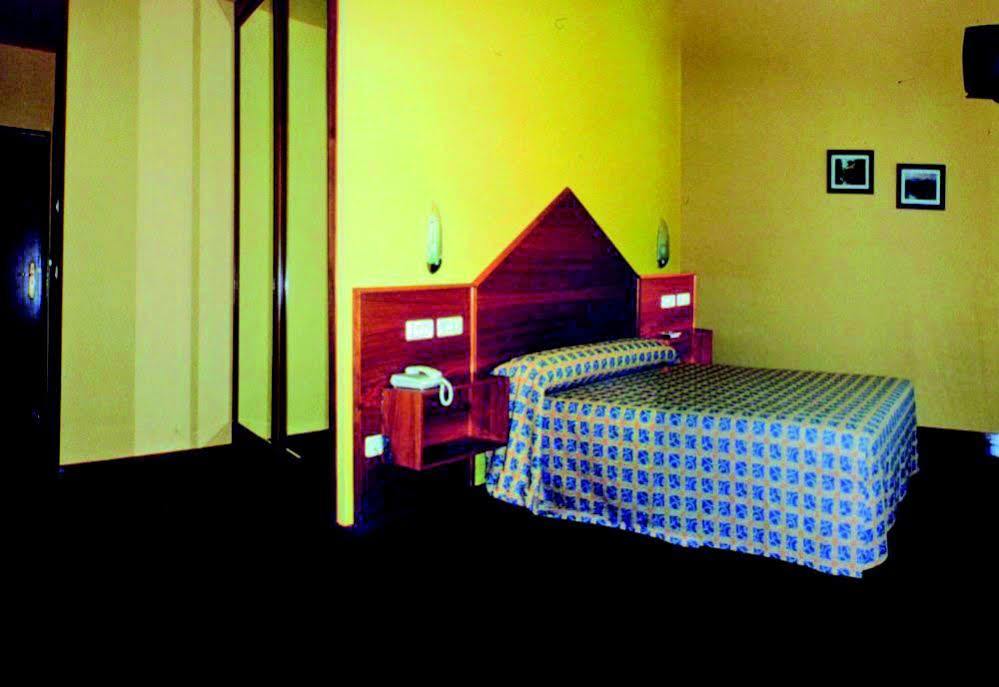 Hotel Bello オ・ピノ エクステリア 写真